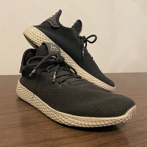 Adidas Pharrell Williams HU. Size 7. Gently worn.